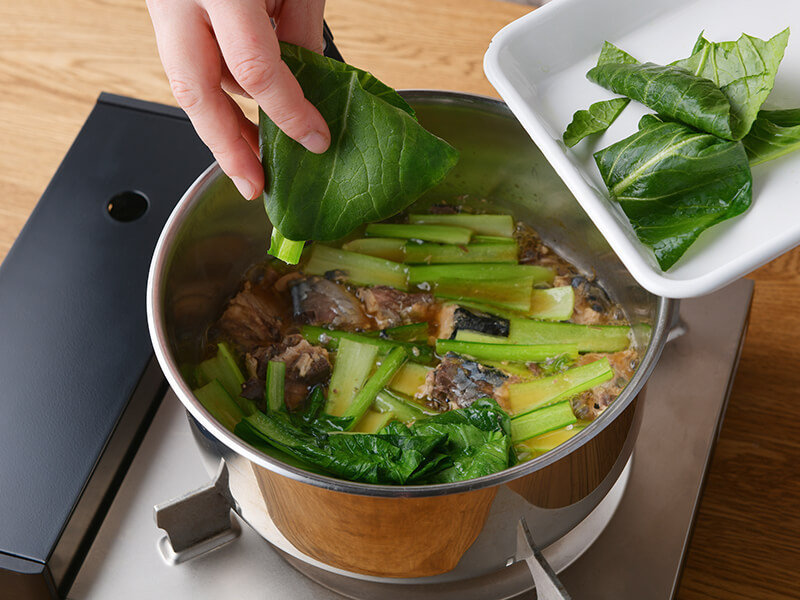 おなかにやさしいレシピ:小松菜と鯖缶のさっと煮
