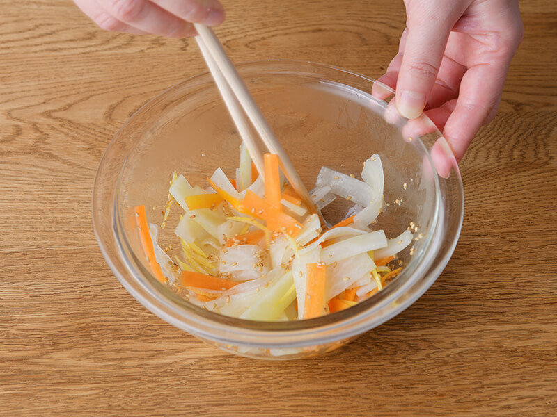 おなかにやさしいレシピ:レモン香る　炒めなます