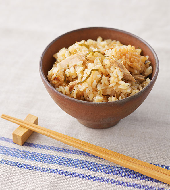 ツナと塩昆布の炊き込みご飯